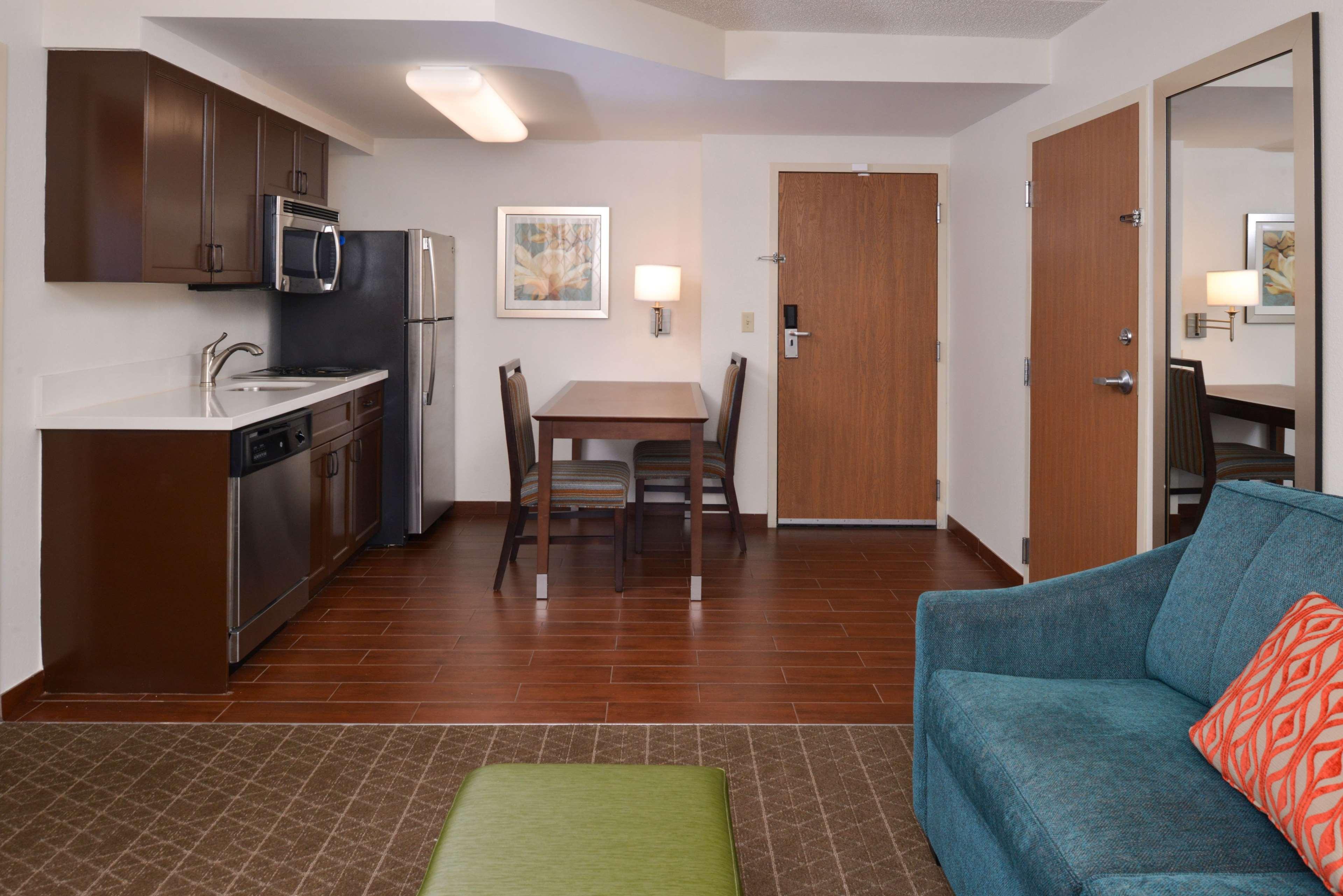 Hampton Inn & Suites Pueblo-Southgate Kültér fotó