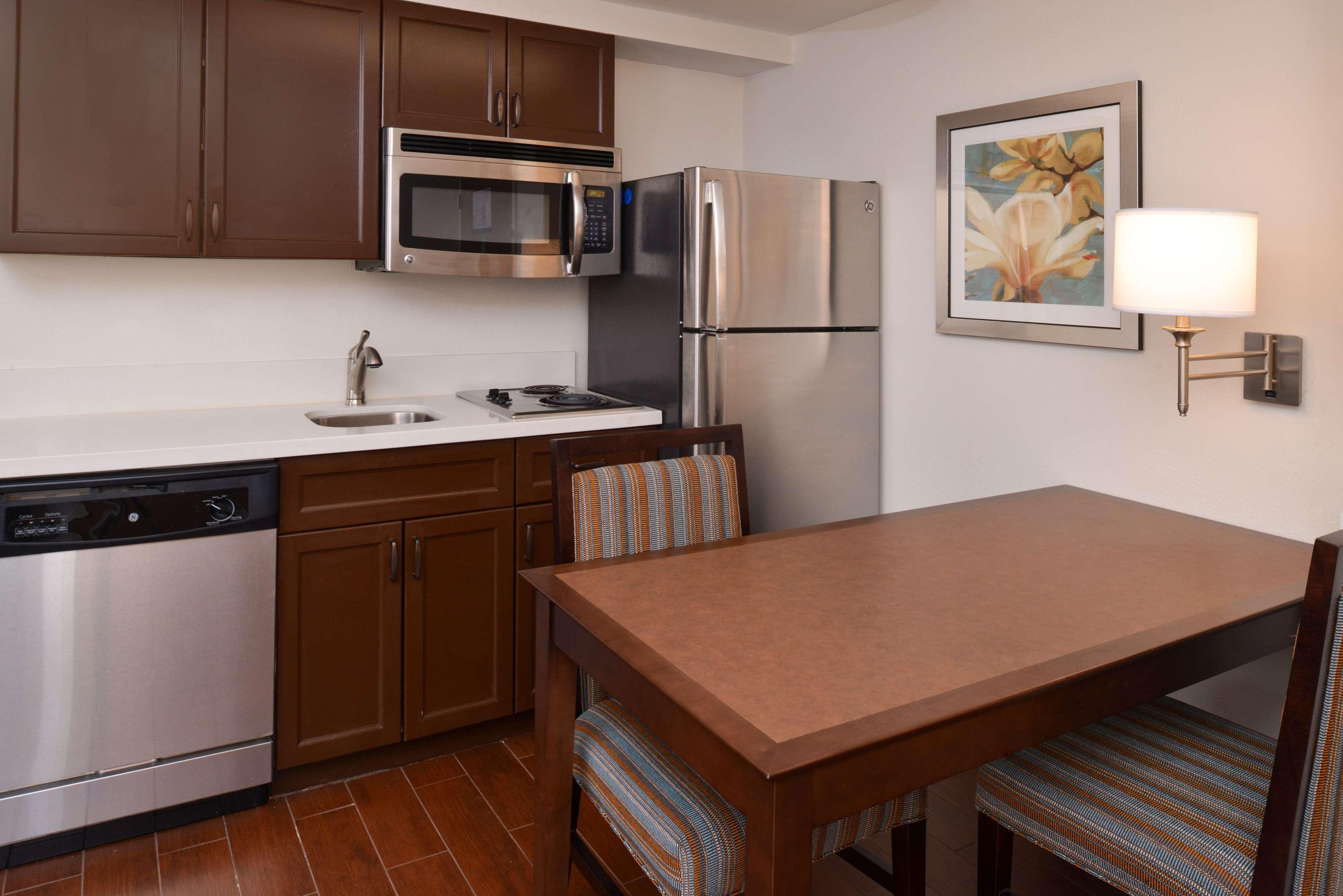 Hampton Inn & Suites Pueblo-Southgate Kültér fotó