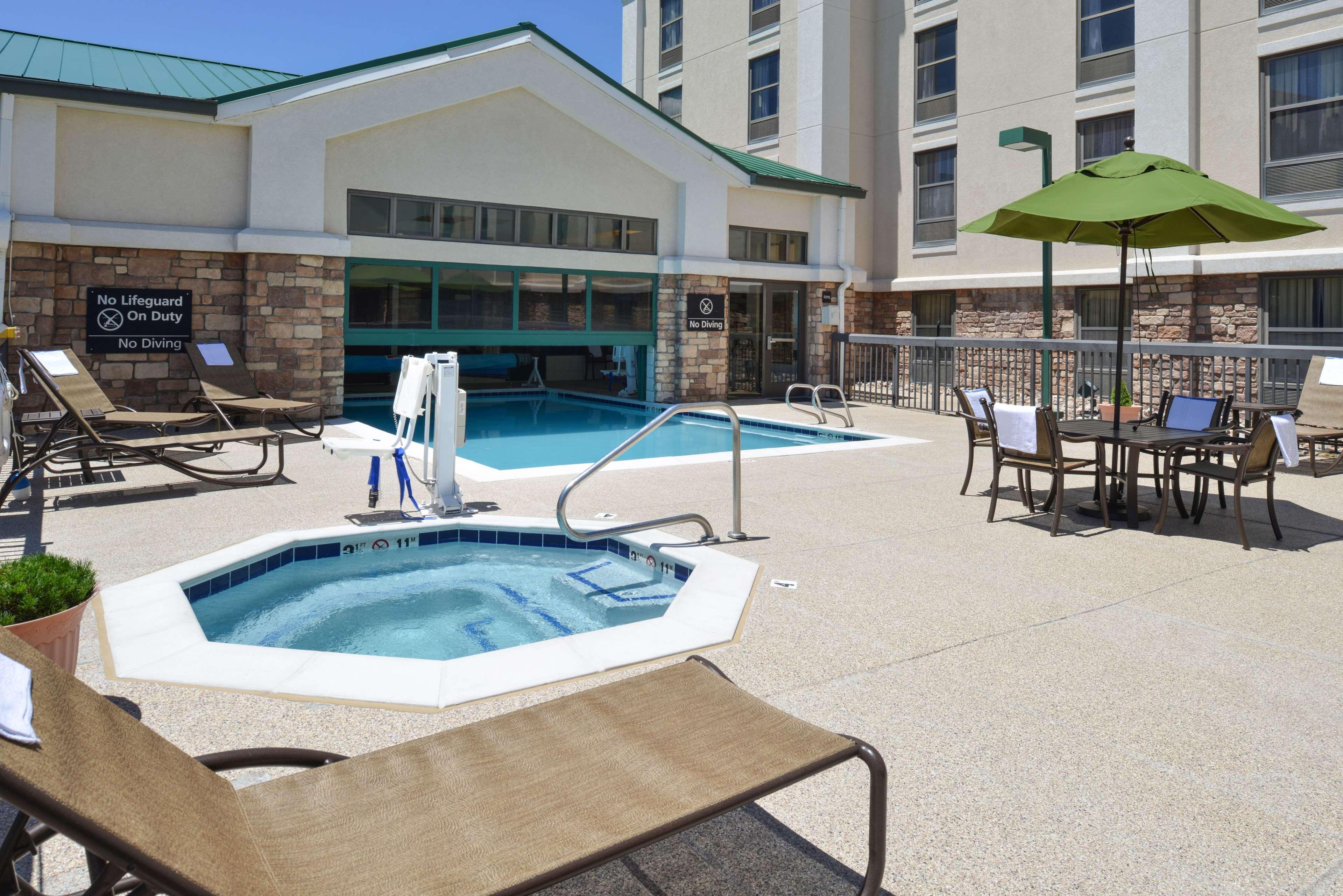 Hampton Inn & Suites Pueblo-Southgate Kültér fotó
