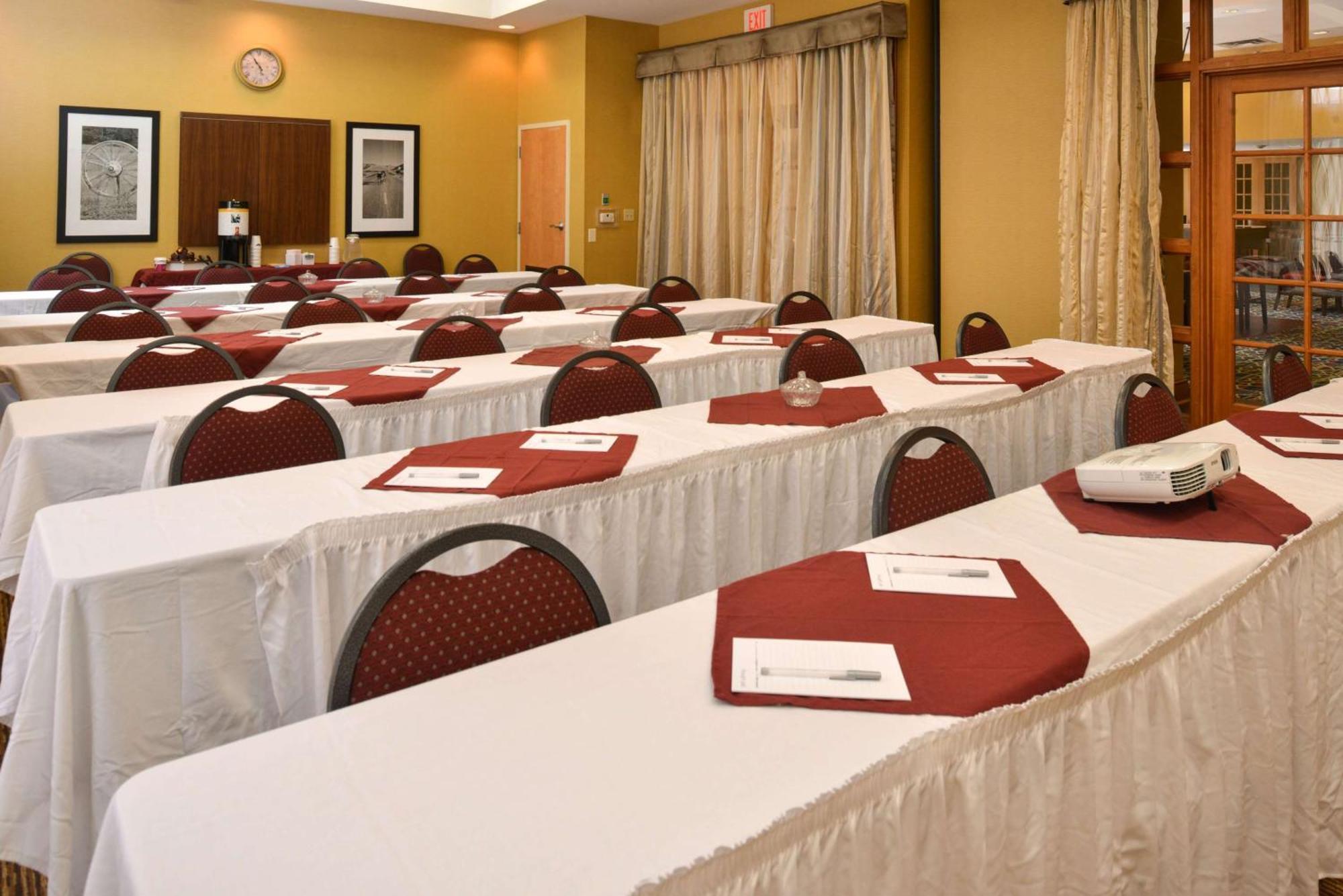 Hampton Inn & Suites Pueblo-Southgate Kültér fotó