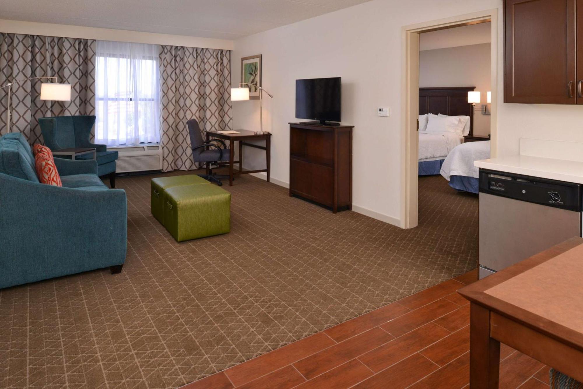 Hampton Inn & Suites Pueblo-Southgate Kültér fotó